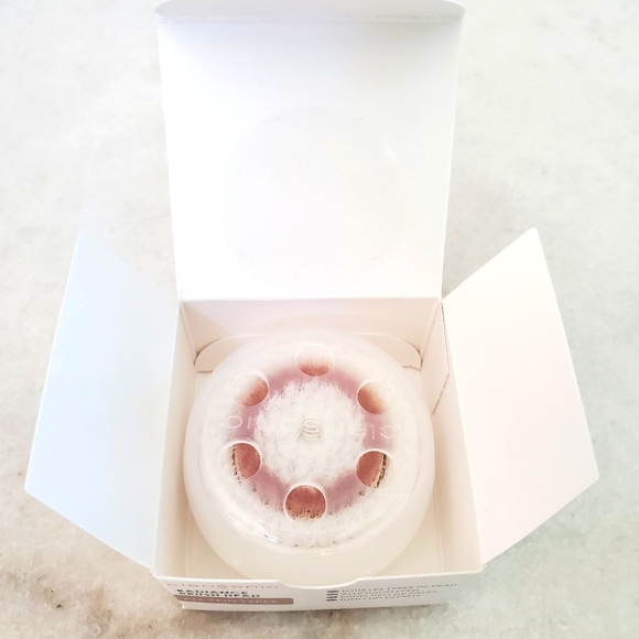Clarisonic Radiance Brush Head BRAND NEW IN BOX Authentic - Picture 3 of 4